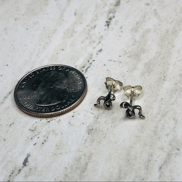 925 Sterling Silver Cobra Snake Earrings - Picture 13 of 16